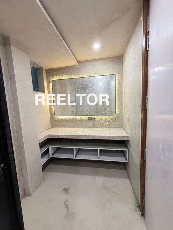 Flats For Rent In New Ashok Nagar Noida