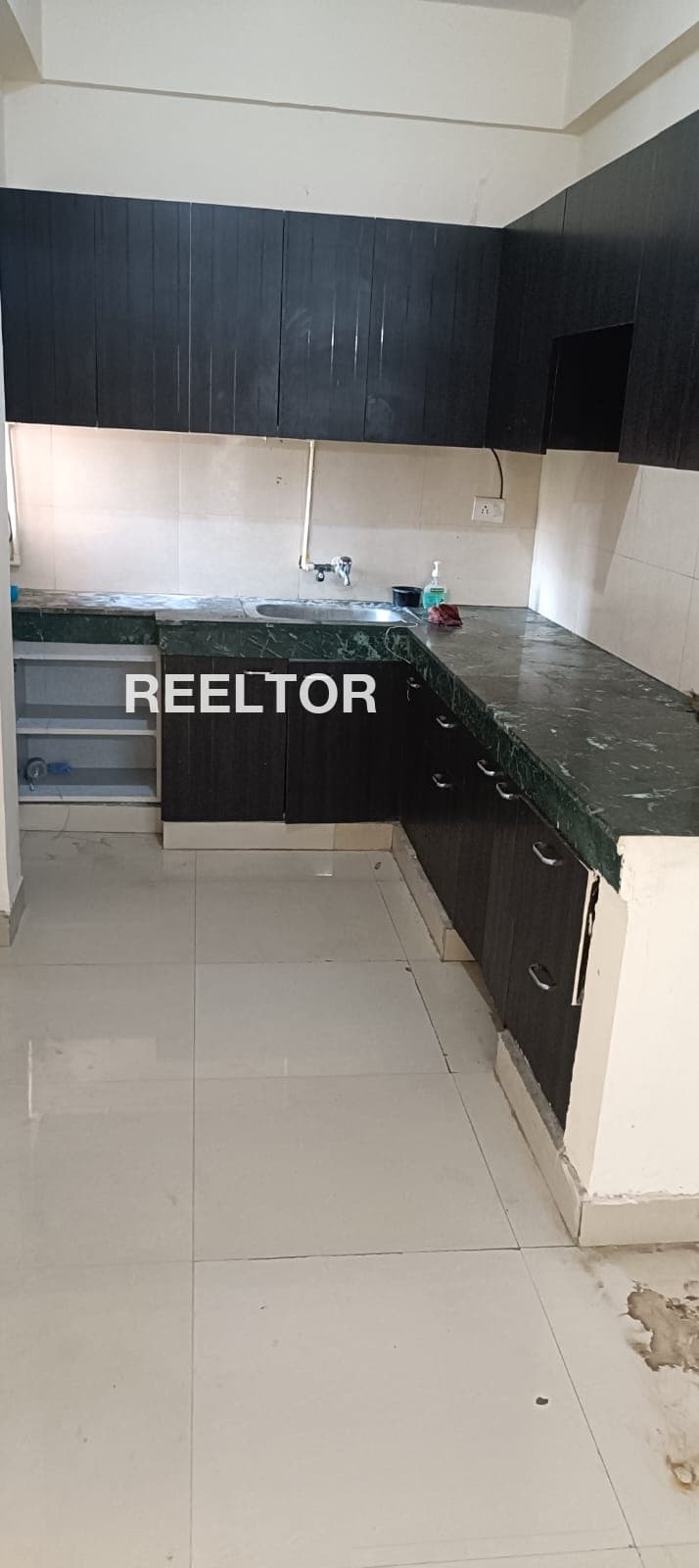 Flat For Rent In Roop Nagar Civil Lines