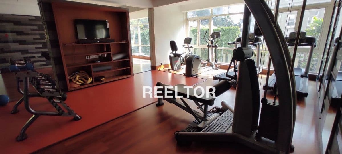 Flat For Rent In Naraina Loha Mandi Delhi Cantonment