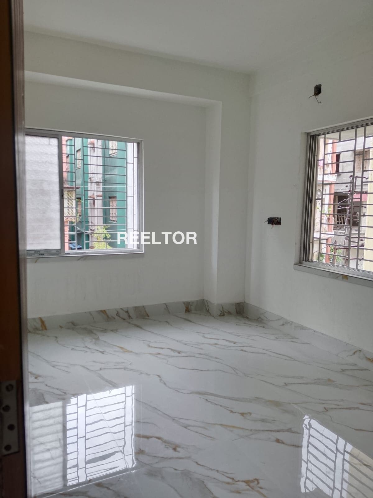 Flat For Sale In Narangari Chaurah