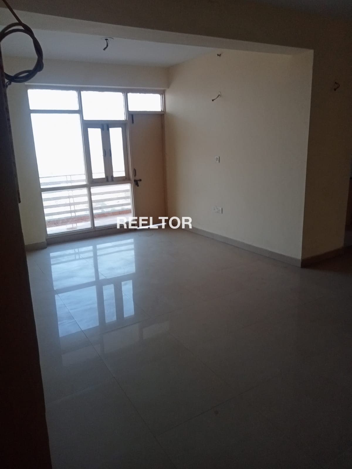 Flat For Rent In Lampur Narela