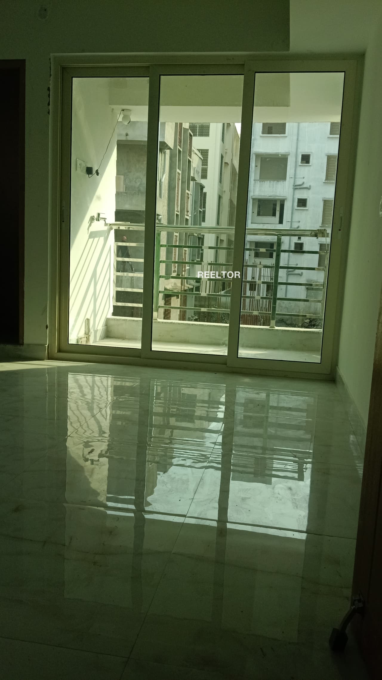 Flat For Sale In Mothan Chamba