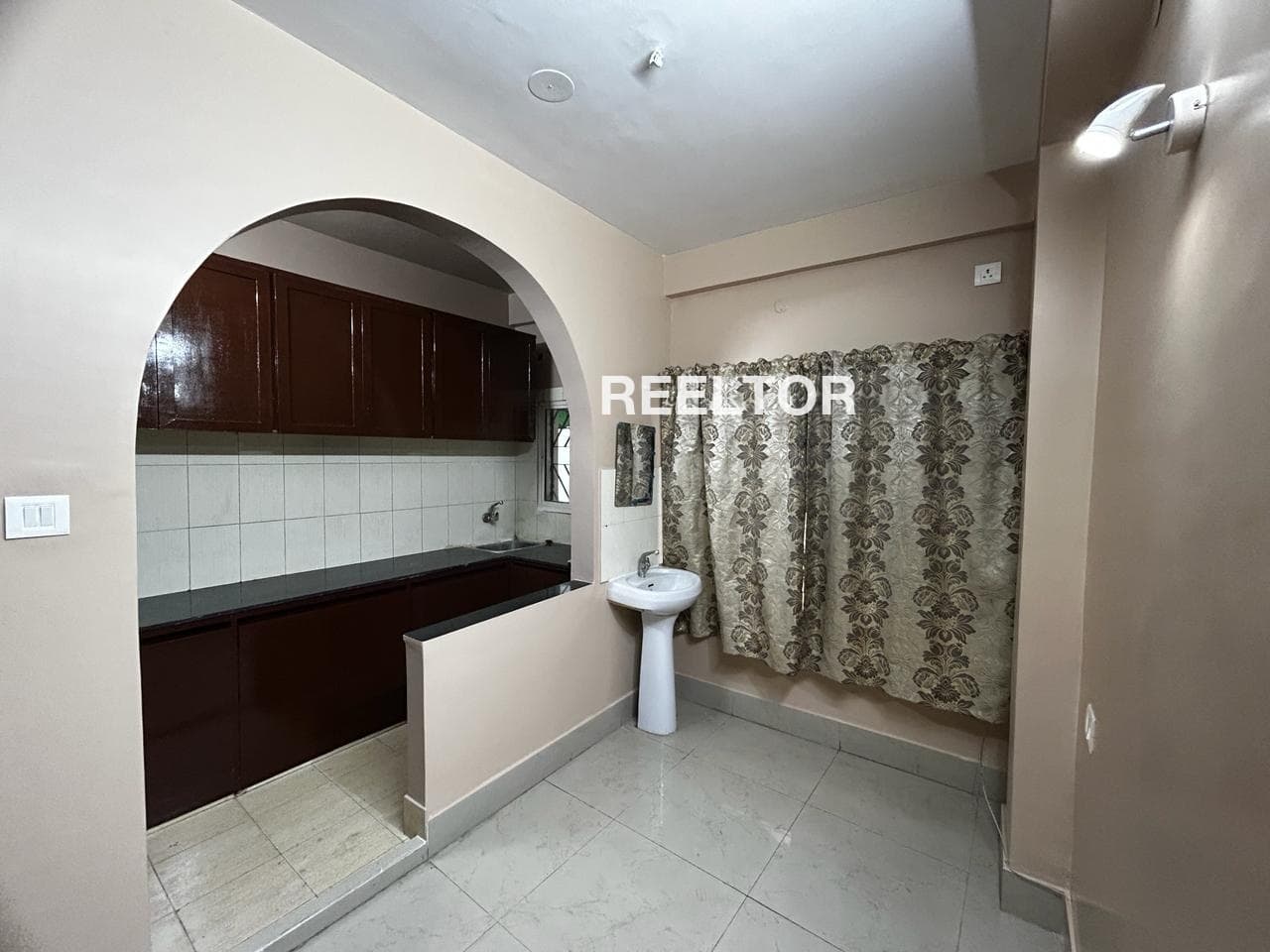 Flats For Rent In Delhi