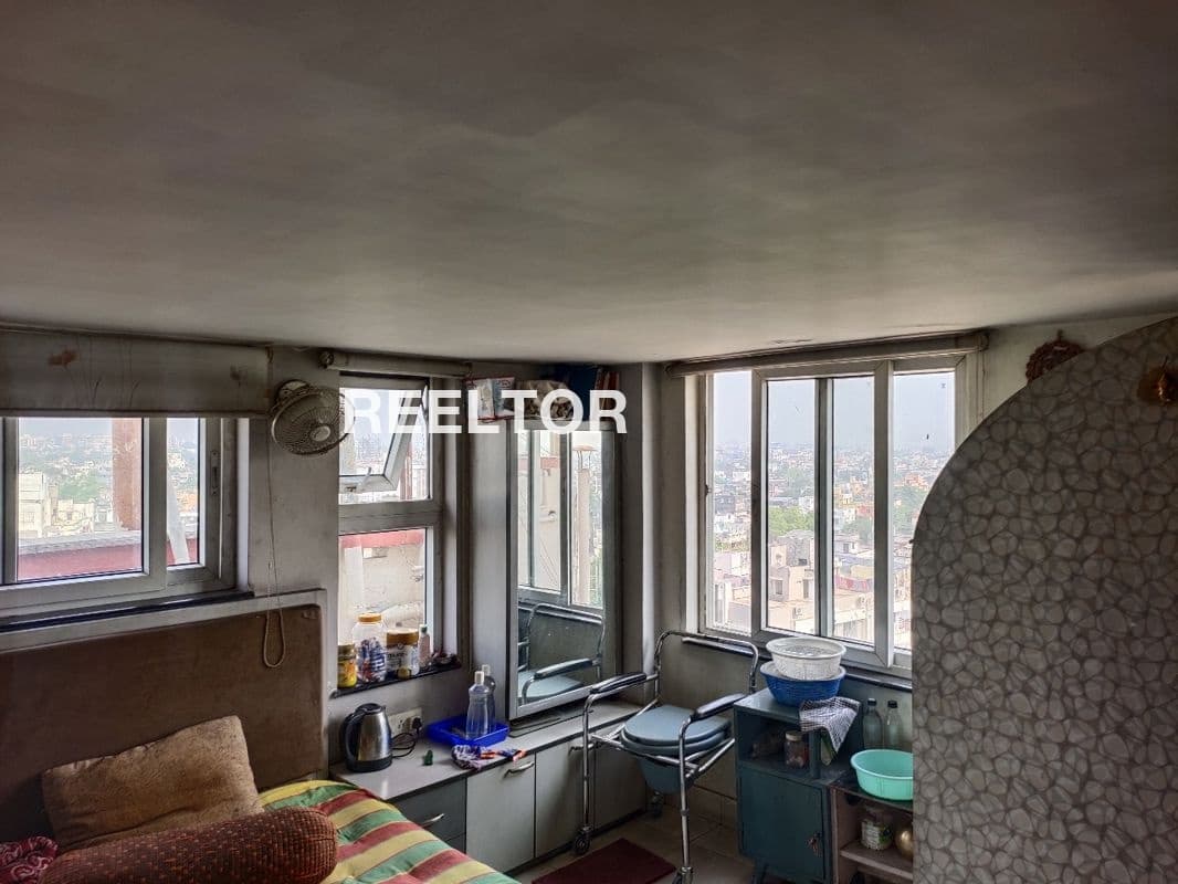 Flat For Rent In Railway Colony Saraswati Vihar