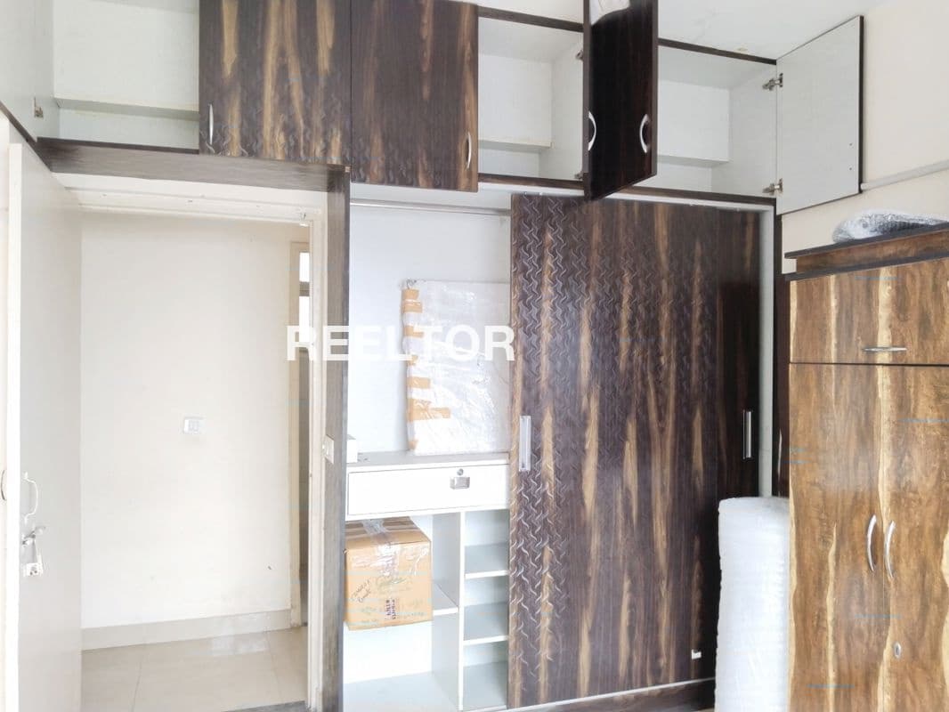 Flat For Rent In Pushp Vihar Hauz Khas