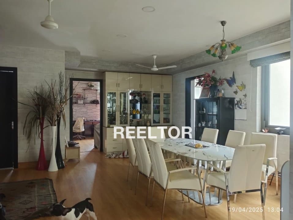 Flat For Sale In Muktehr Baroh