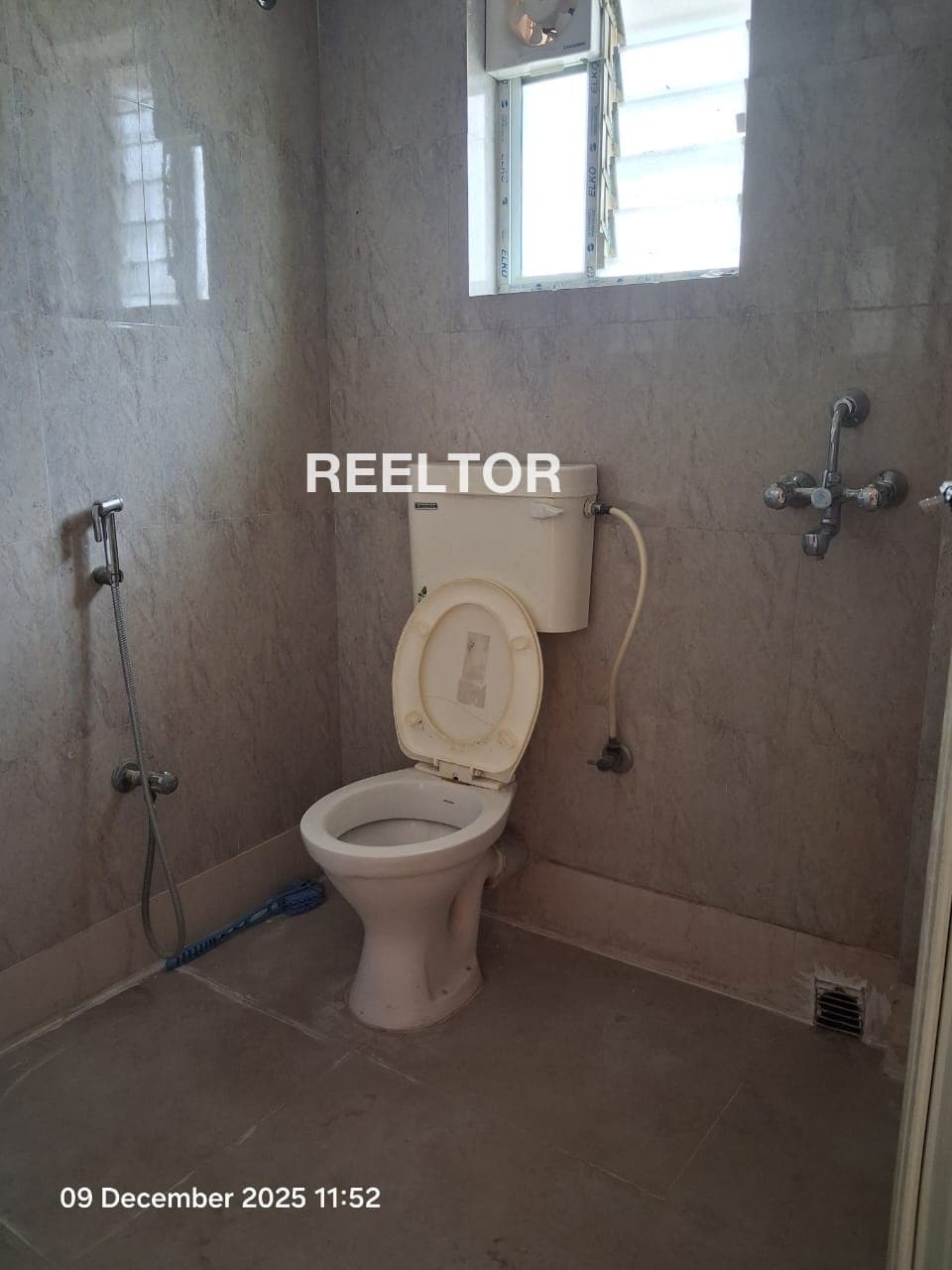 Flat For Rent In Bhatupur Gande