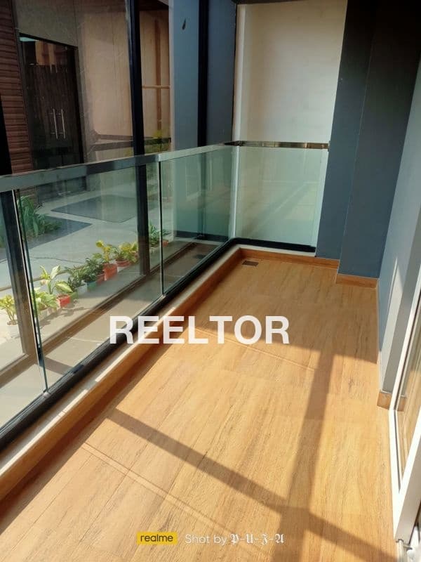 Flat For Rent In Maidan Garhi Saket