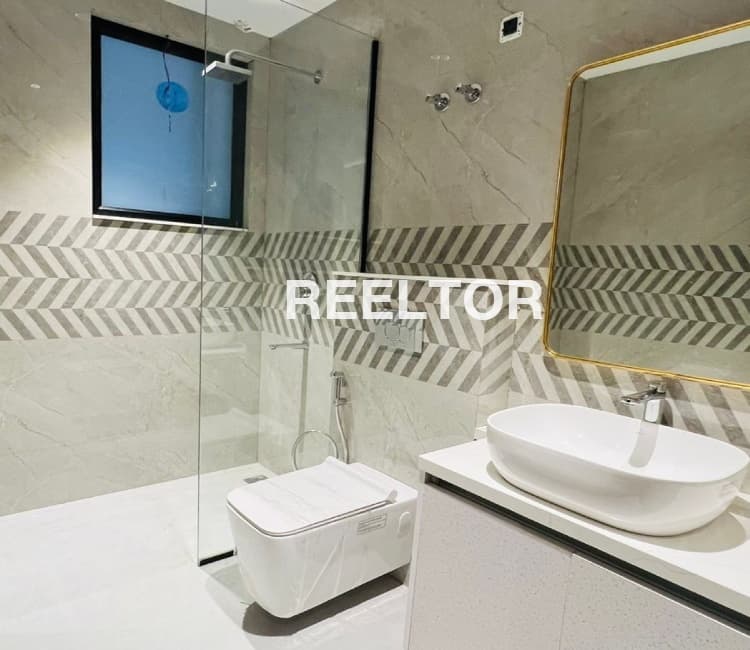 Flat For Sale In Mundha Baroh