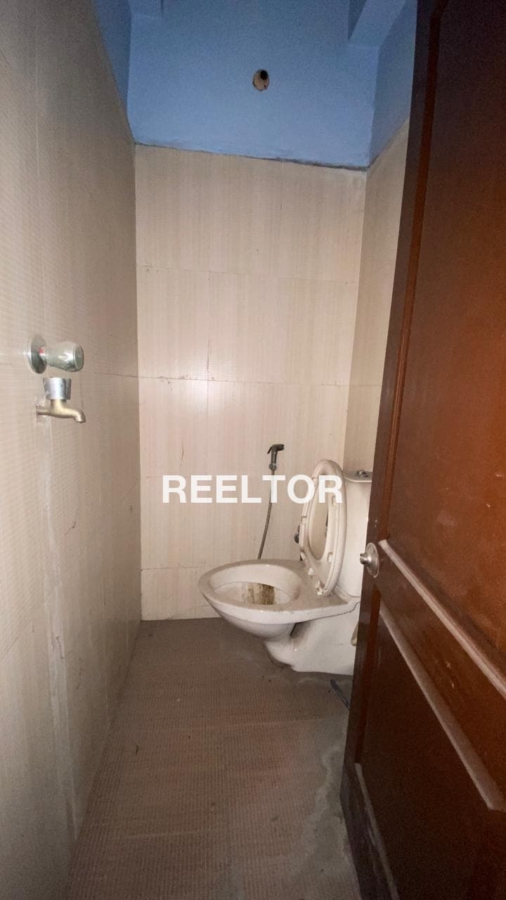 Flat For Rent In Raja Vihar Alipur