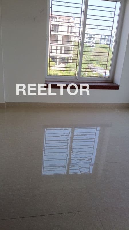 Flat For Rent In Majhali Rampur