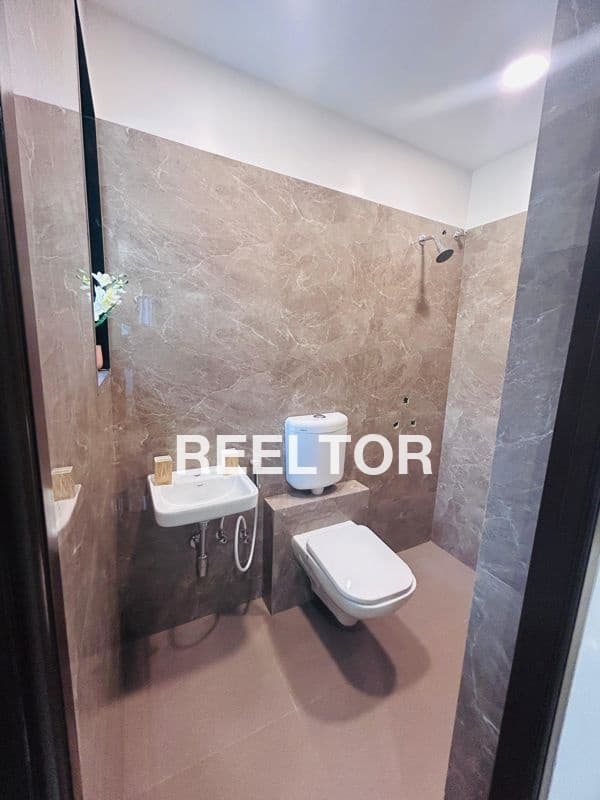 Flat For Rent In Mungeshpur Narela