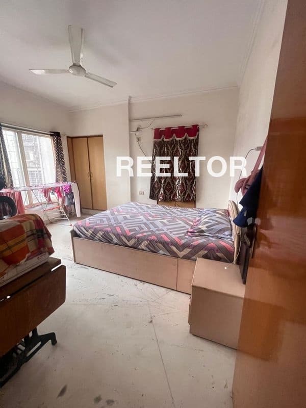 Flat For Rent In Khajan Basti Delhi Cantonment