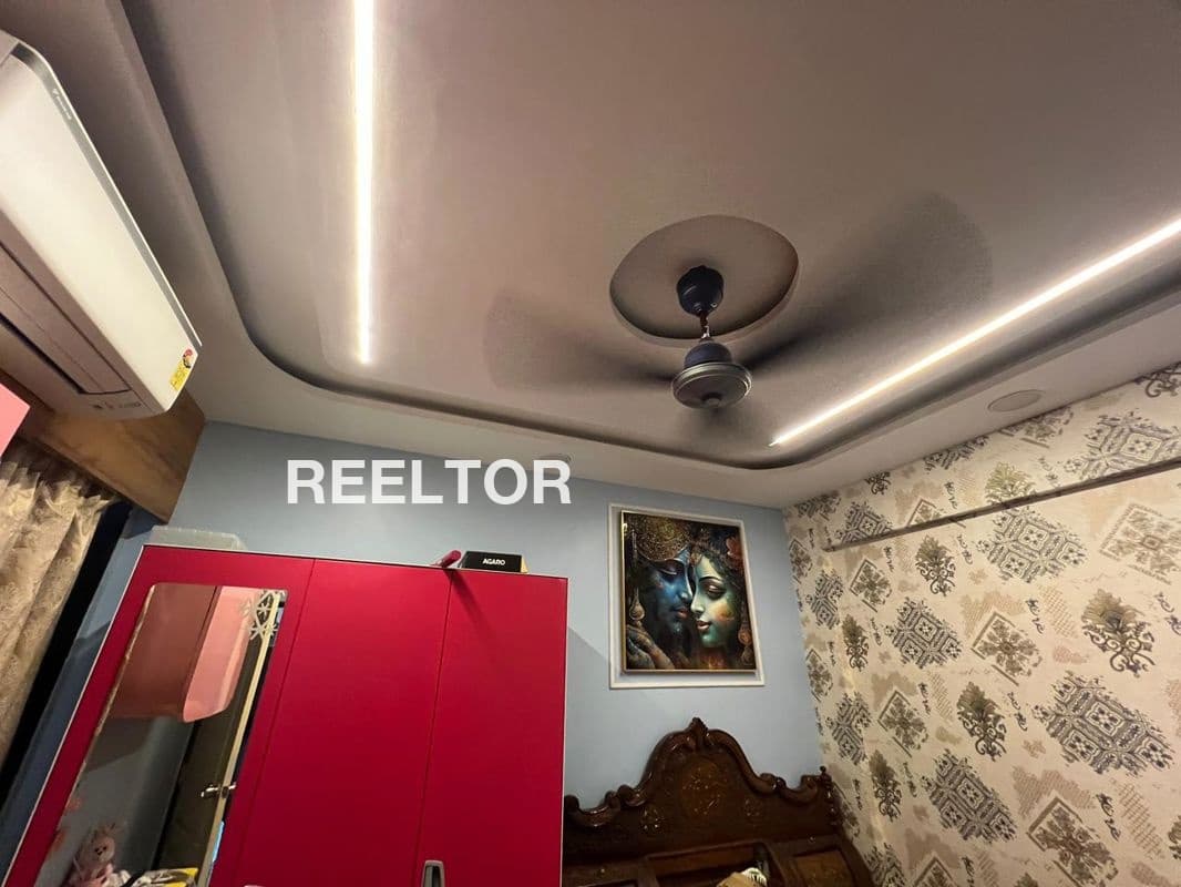 Rent 3 Bhk Home In Ashray Apartment Shahdara