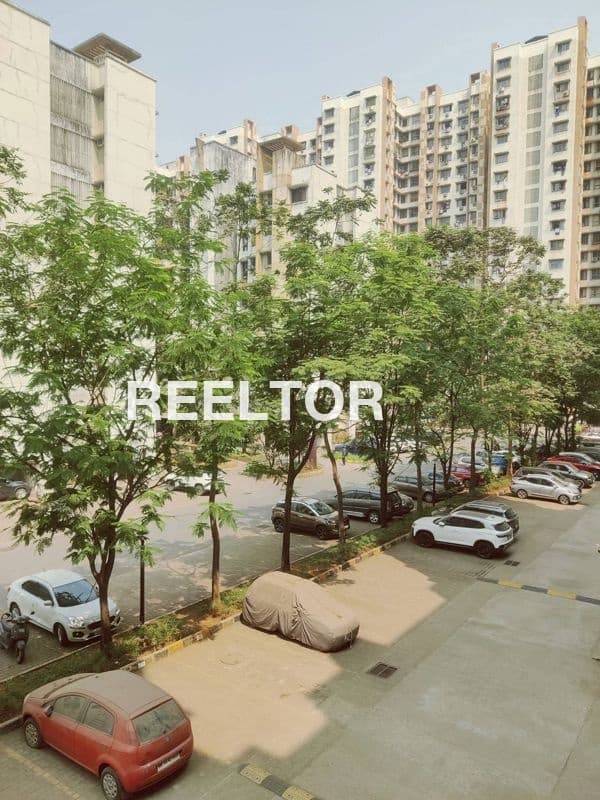 Rent 3 Bhk Home In Ashray Apartment Shahdara