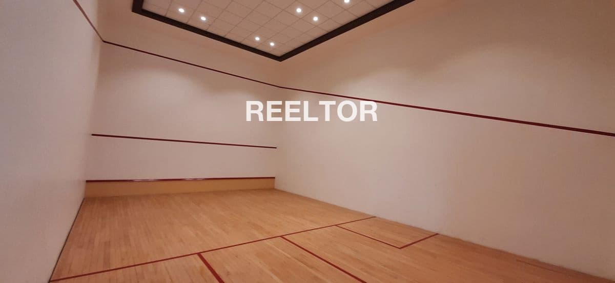 Flat For Rent In Leharka Majitha