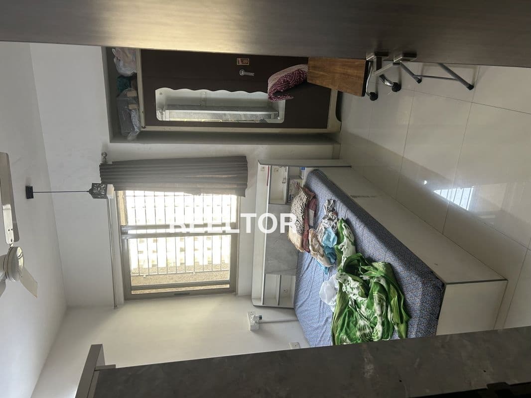 Flat For Rent In Mahespur Azamnagar
