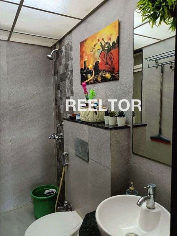 Flat For Rent In Khuna Rampur