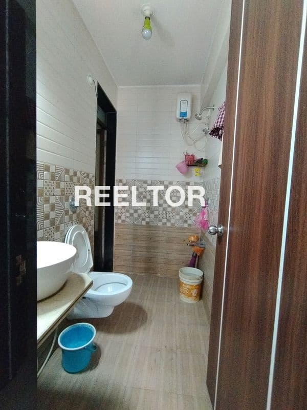 Flat For Rent In Kutabpura Zira