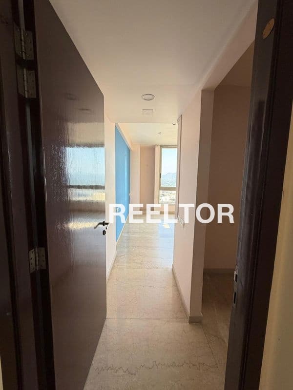 Flat For Rent In Uluru Siruguppau