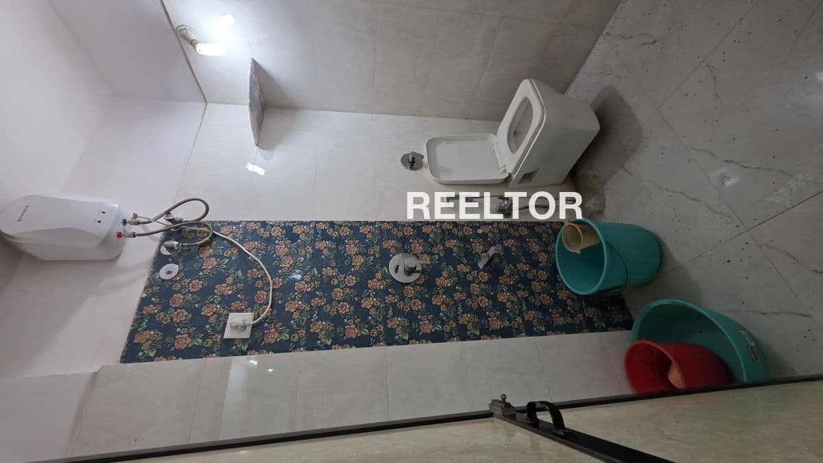 Flat For Rent In Madathikara Mukundapuram