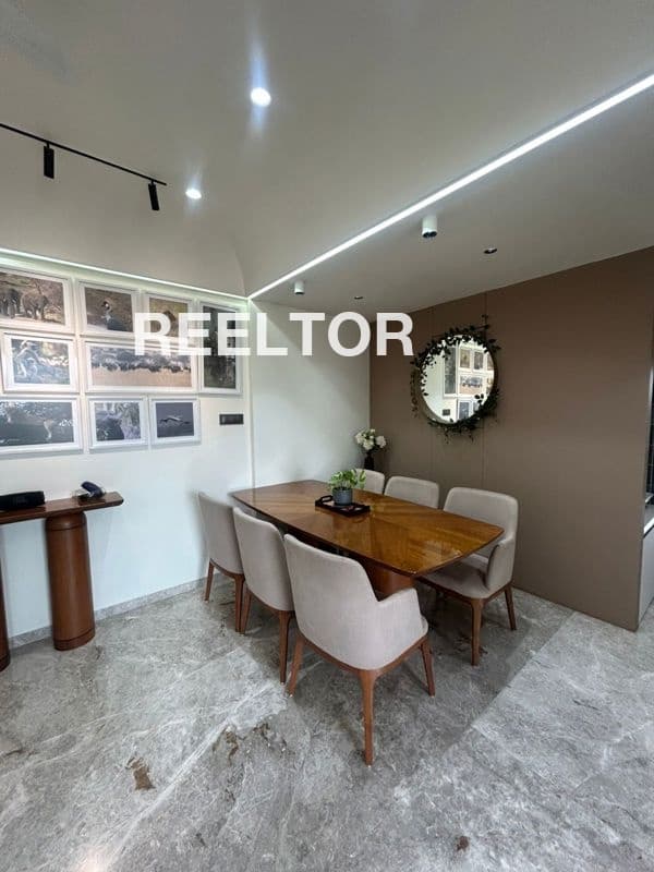 Flat For Rent In Santegudda Molakalmuruu