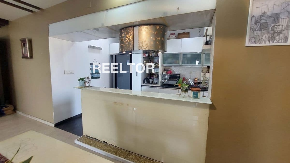 Flat For Sale In Pendur Guda Utnur