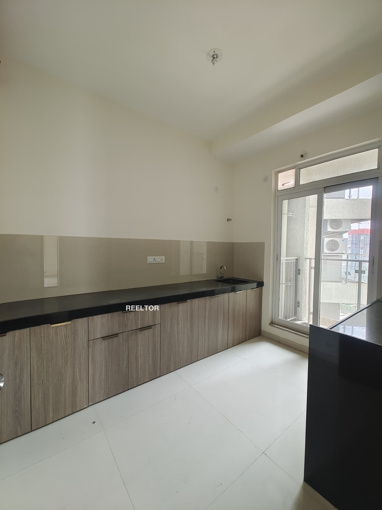 Flat For Rent In Bhitrakunda Ranishwar
