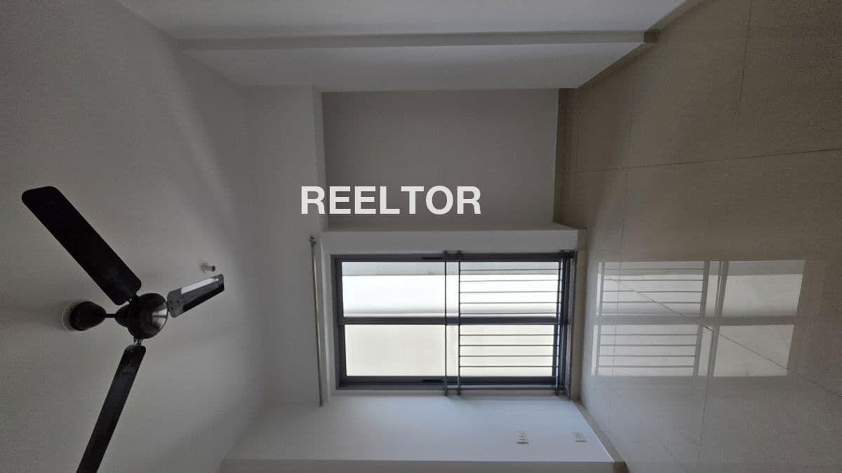 Flat For Rent In Lulon Bassi Pathana