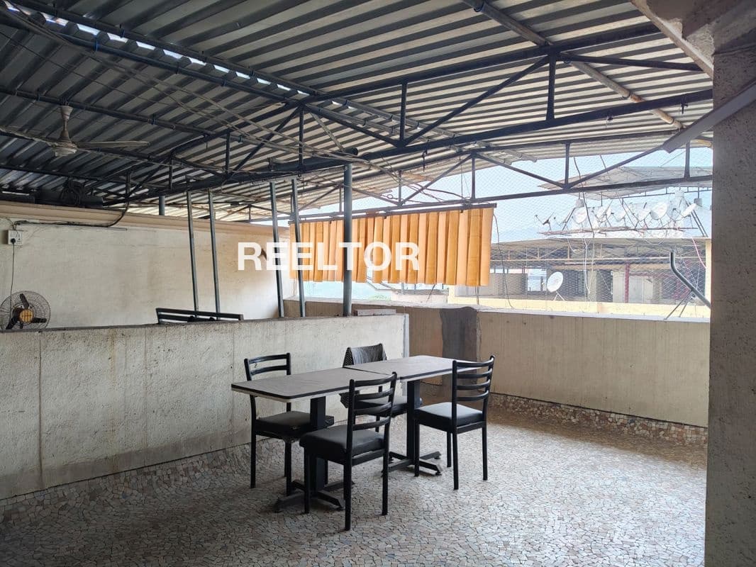 Flat For Rent In Qutubgarh Kanjhawalan