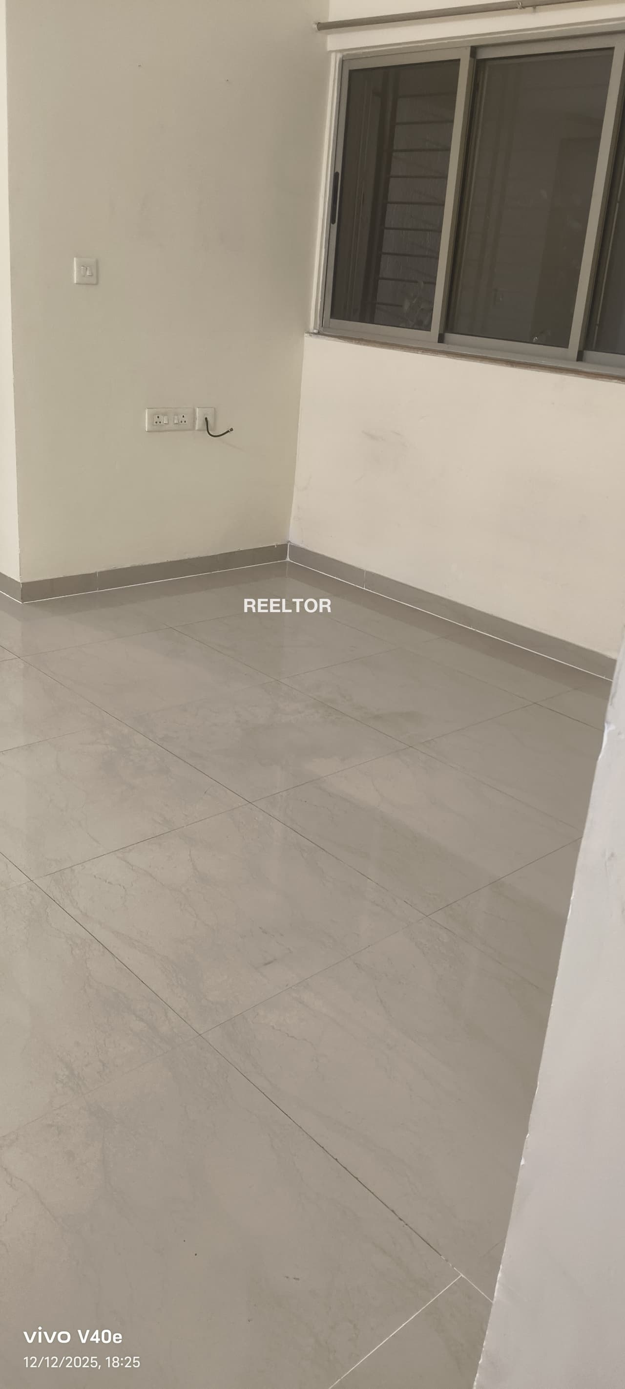 Flat For Rent In Malikpur Model Town