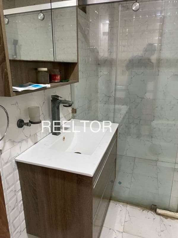 3 Bhk For Sale In Rains Aut