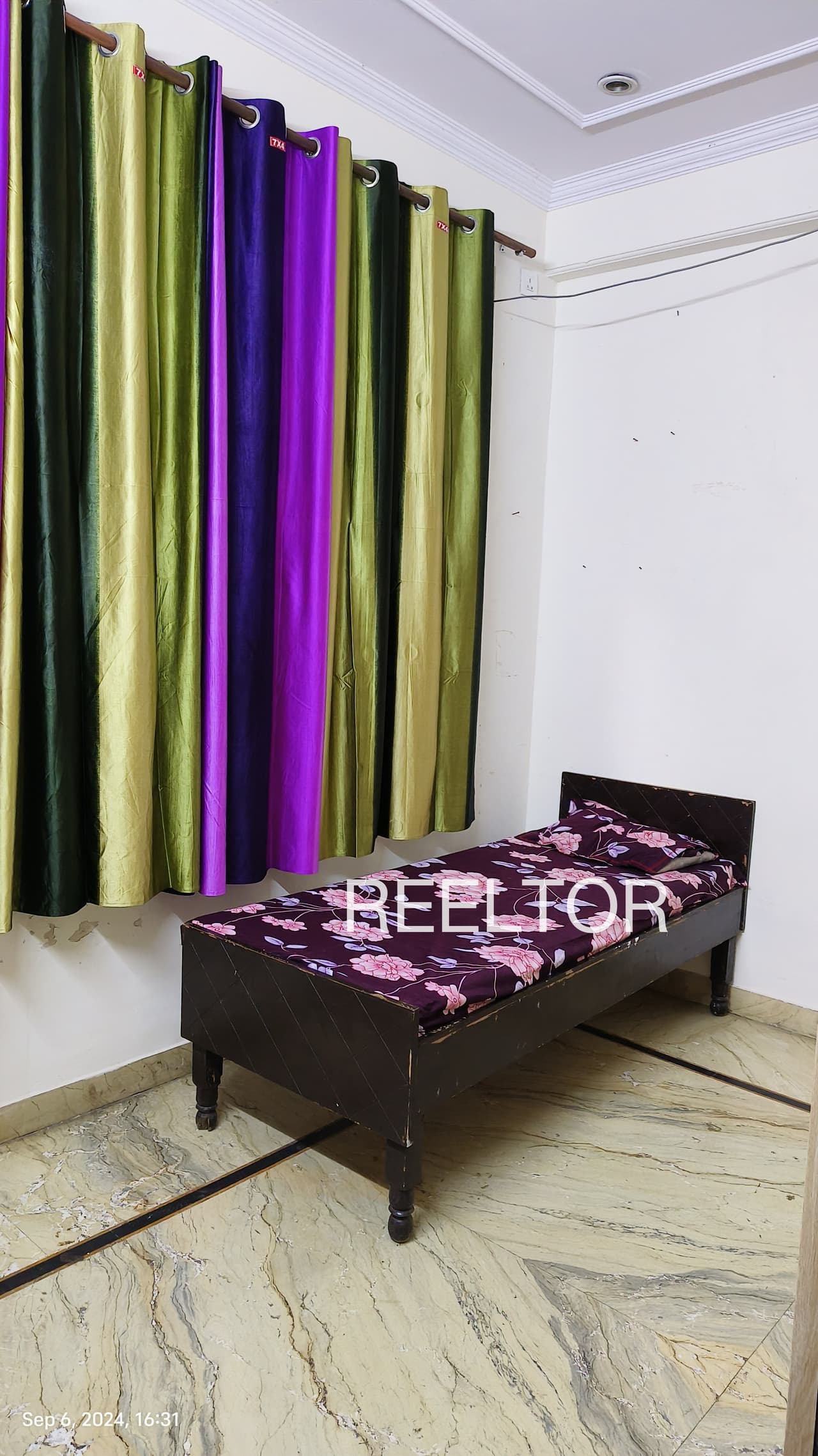 Available 2 Bhk In Awar Jalgaon