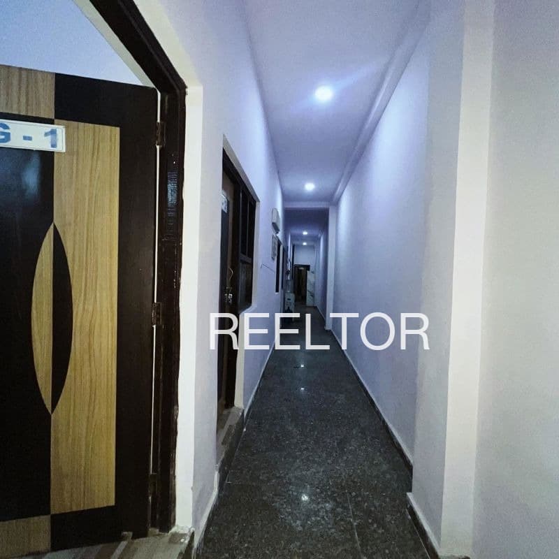 Available 3 Bhk In Balmand Mandi