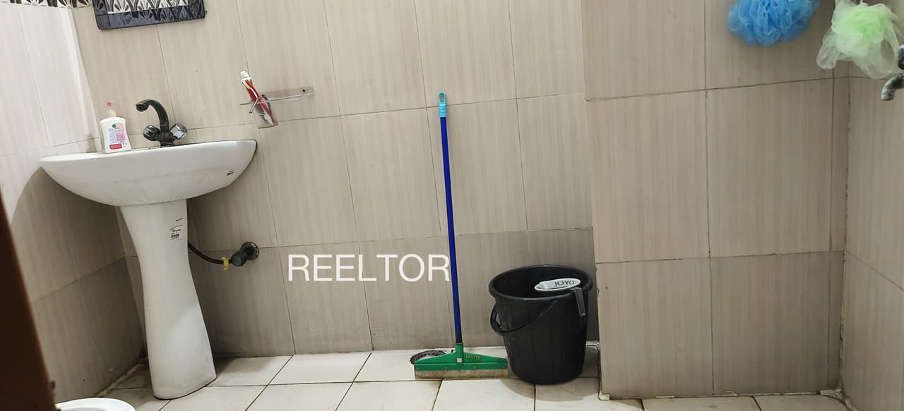 Explore 2 Bhk In Uttar Tuthipakar For Sale Islampur