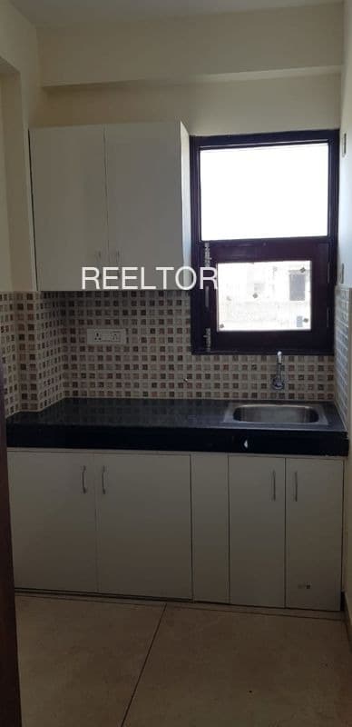 Available 2 Bhk In Sanda Chamba