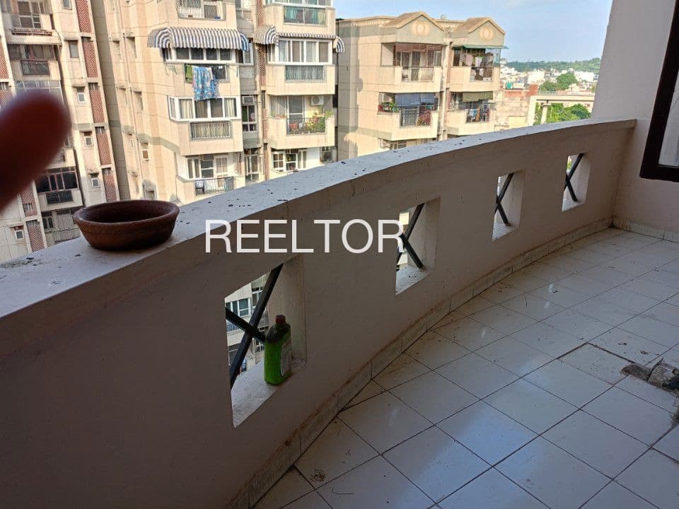 4 Bhk Properties For Rent In Hathna Damoh