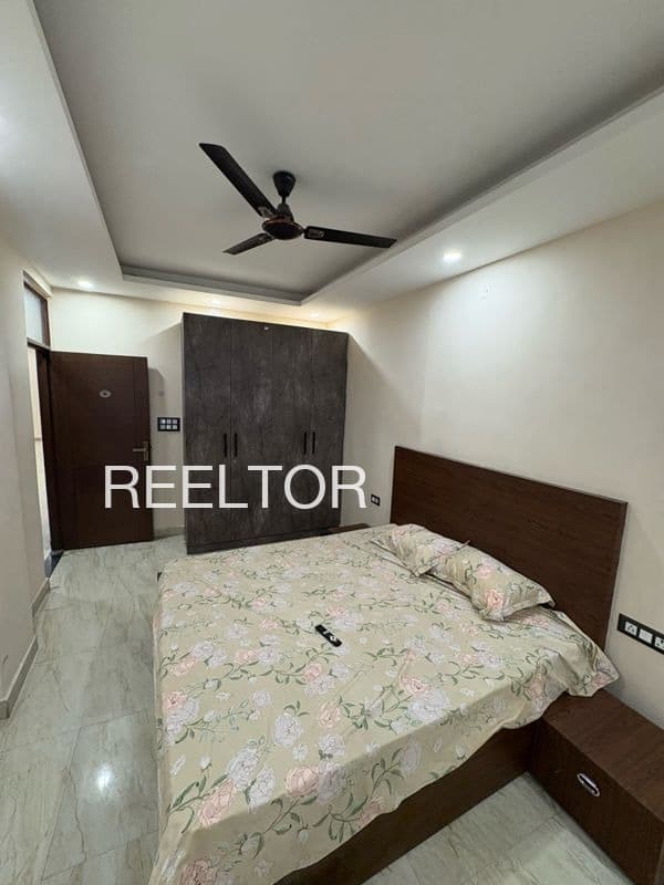 Buy 4 Bhk In Mseb Colony Phaltan