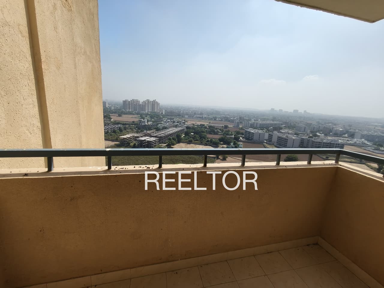 Available 4 Bhk In Una Himachal Pradesh