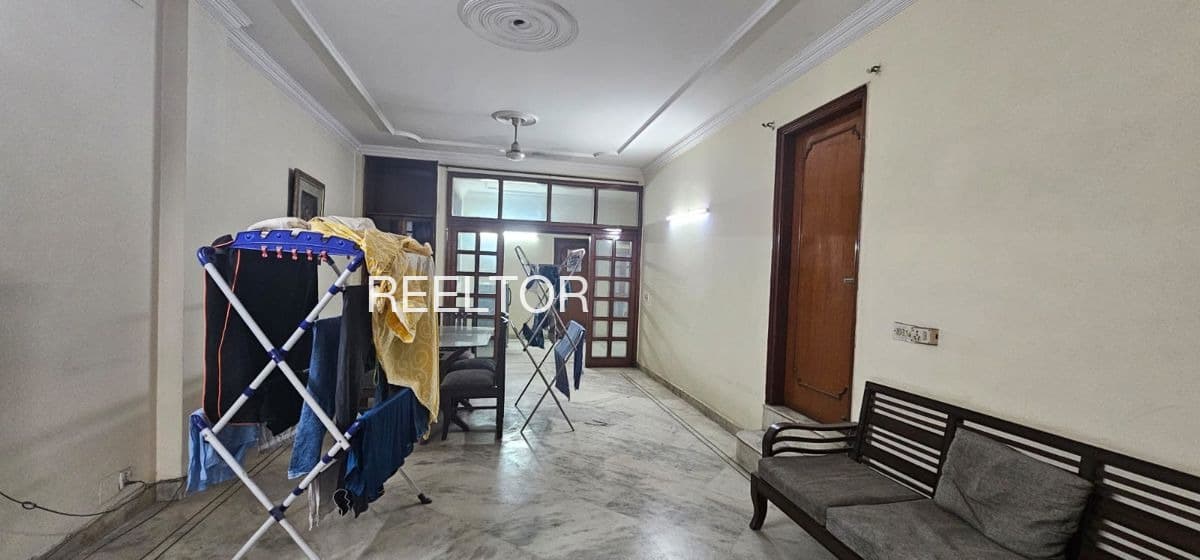 Pg For Sale In Kora Kalan Moga