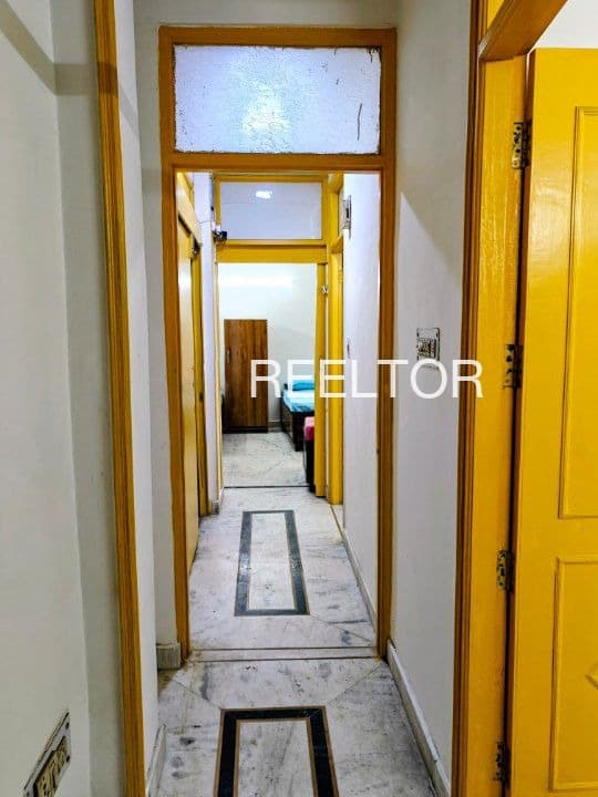 Living Together Hostel In Chennai