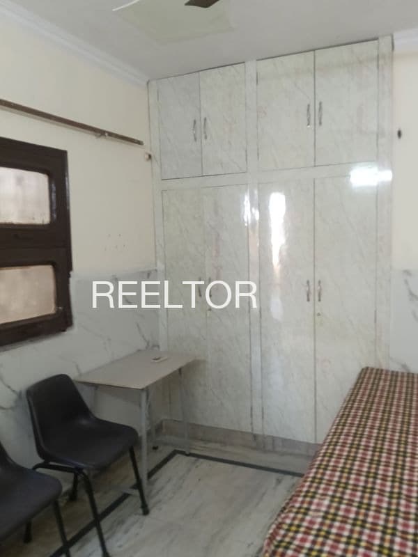 Pg For Sale In Inarwatoli Koderma