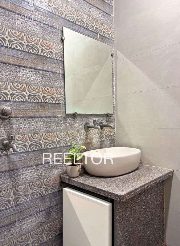 Available 3 Bhk In Ghurb Nagrota Bagwan