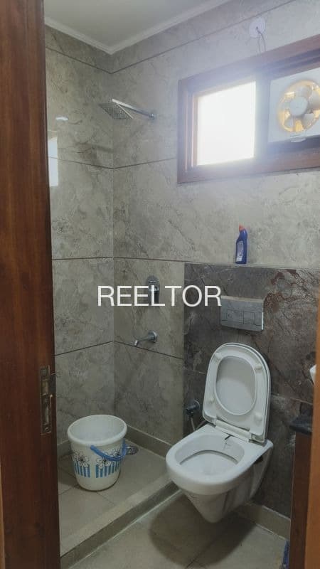 Available 3 Bhk In Arshala Theog