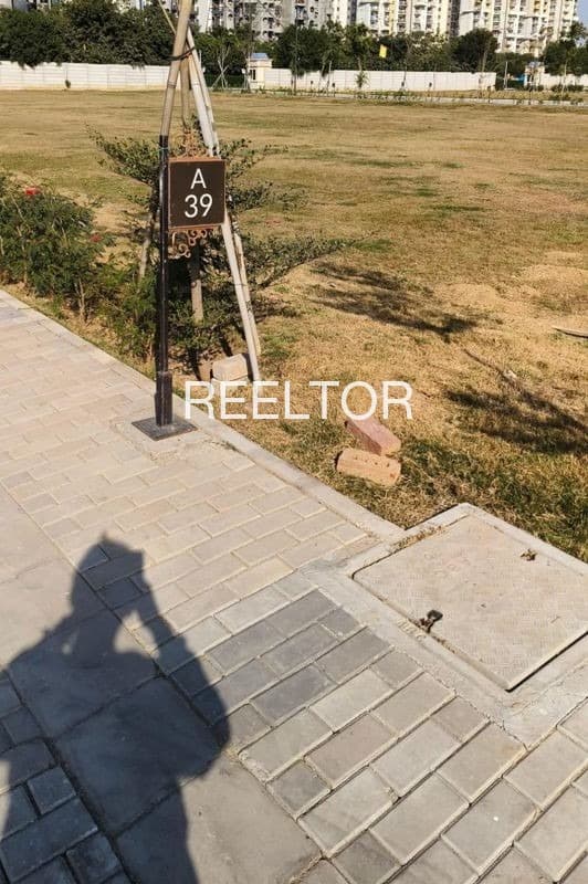 Buy 4 Bhk In Pauri Mathura