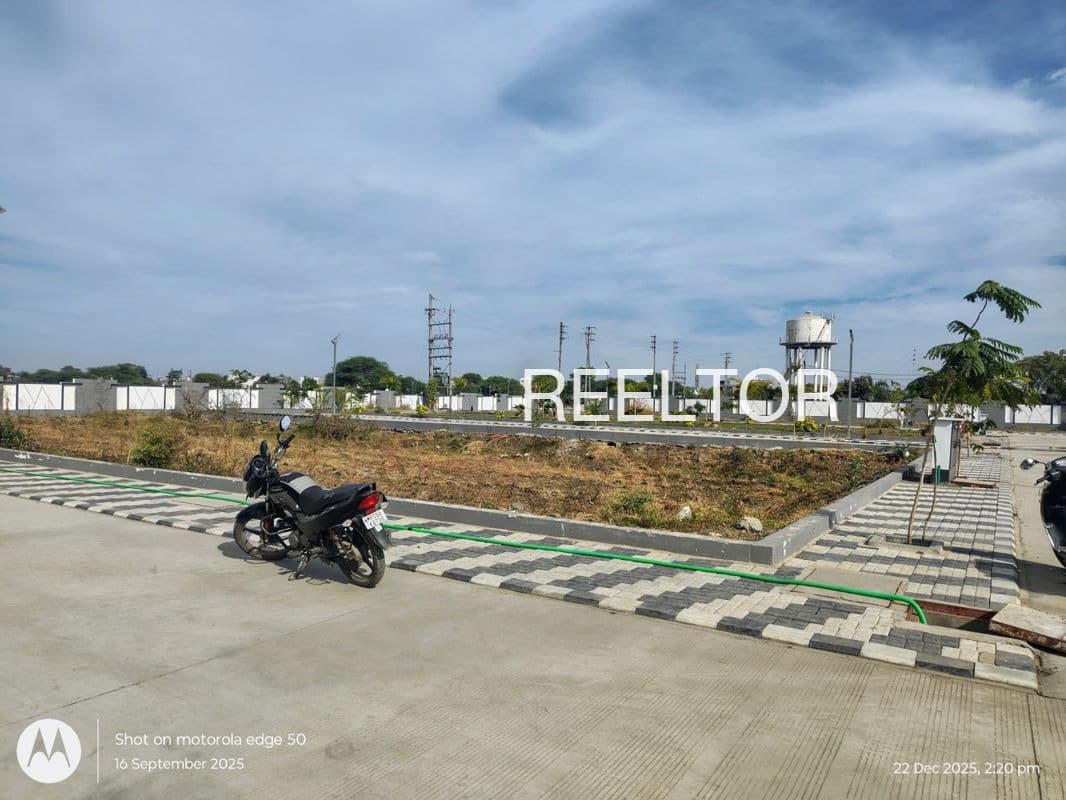 Buy 3 Bhk In Nipawali Dhar