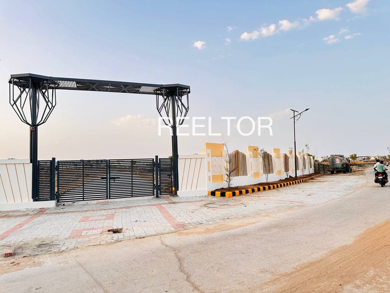 Plot For Sale In Titlagarh