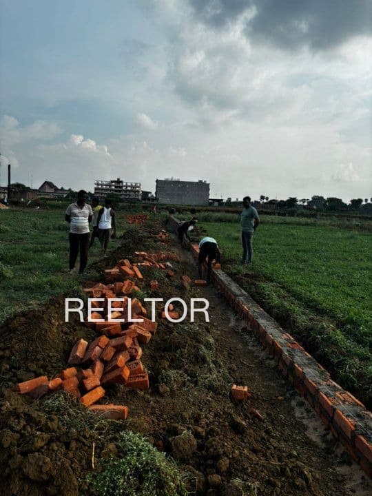 Buy 4 Bhk In Banet Beerwah