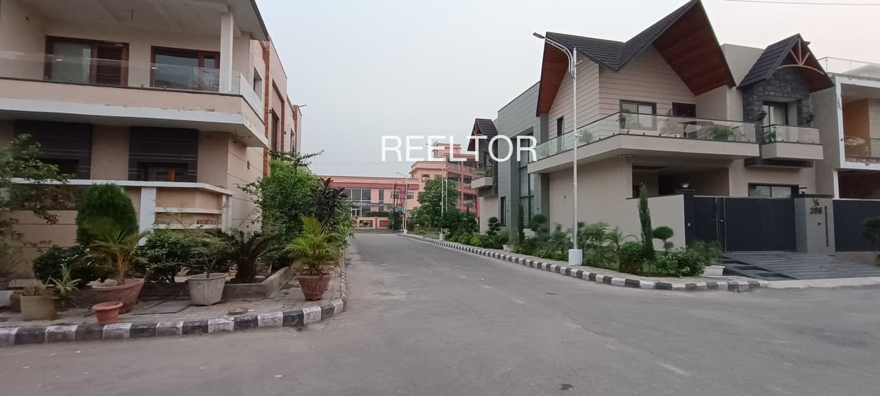 Available 3 Bhk In Bir Colony Bir