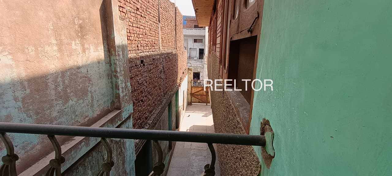 Buy 4 Bhk In Piun Aut